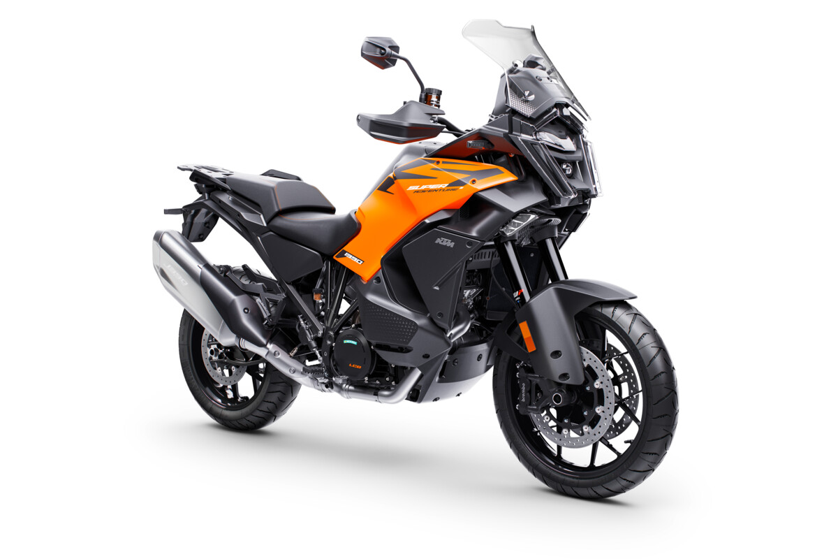 Ktm 1390 Super Adventure S (2026) - 03a86c3_641798my25ktm1390superadventuresorangeeufrontrighteuropeglobal.jpg