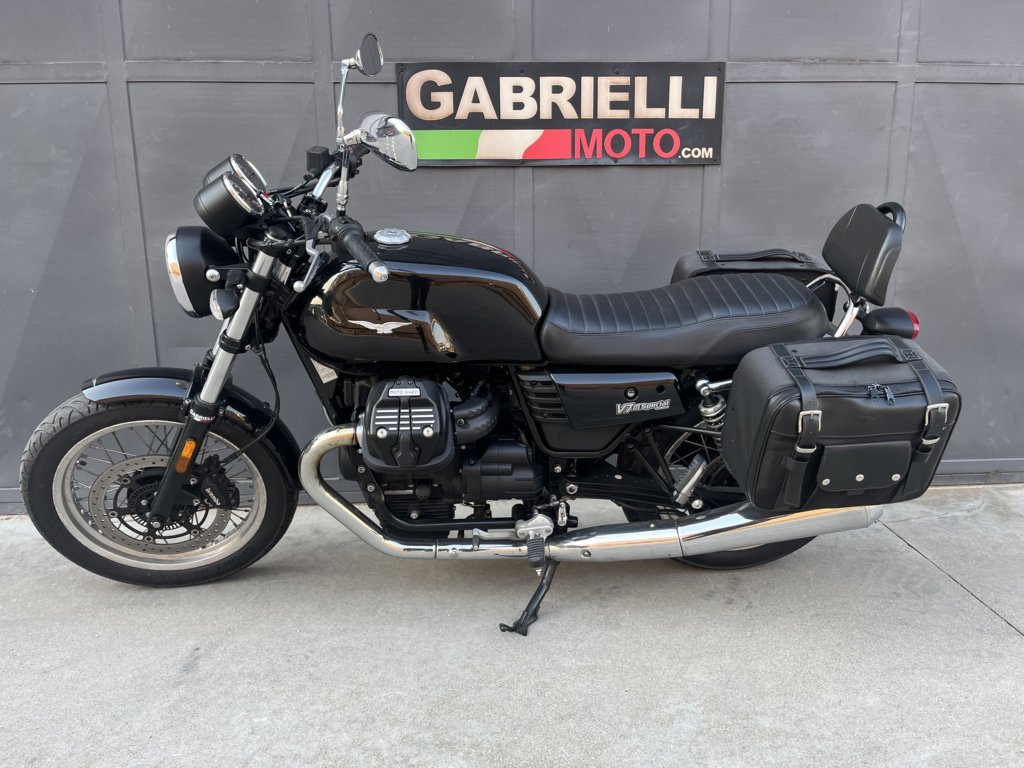 Moto Guzzi V7