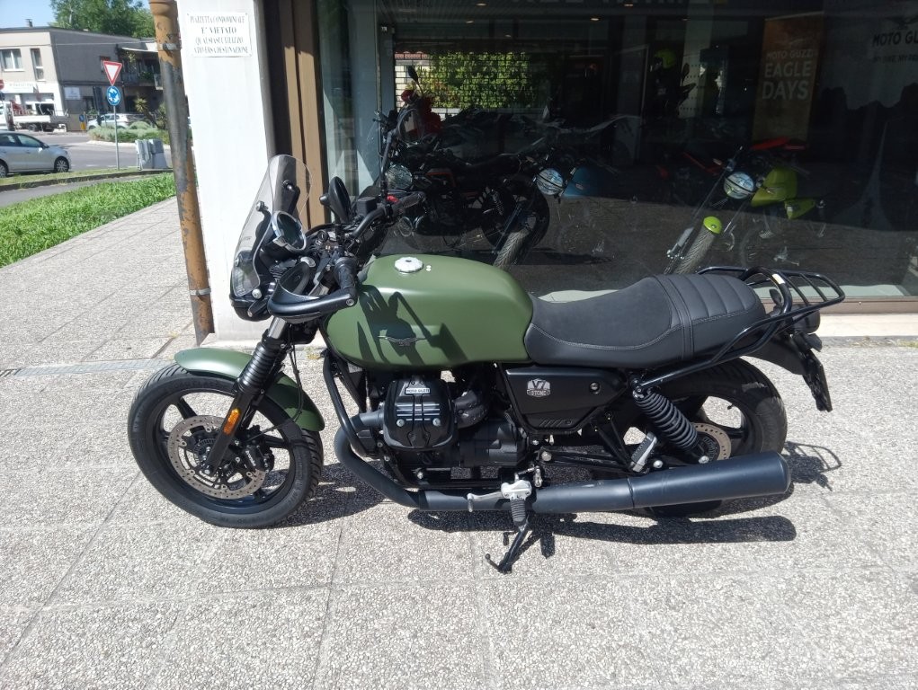 Moto Guzzi V7