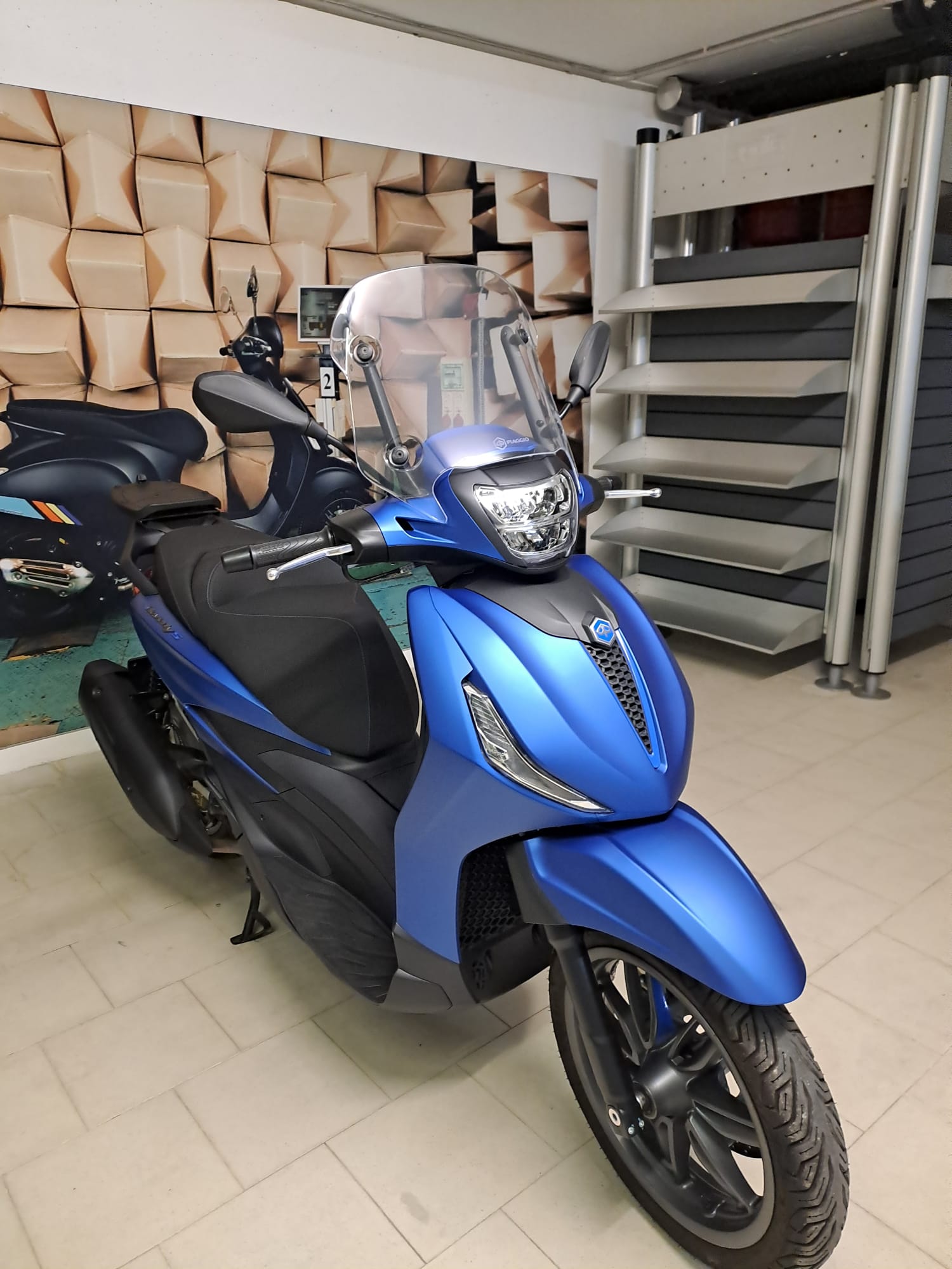 Piaggio Beverly 310