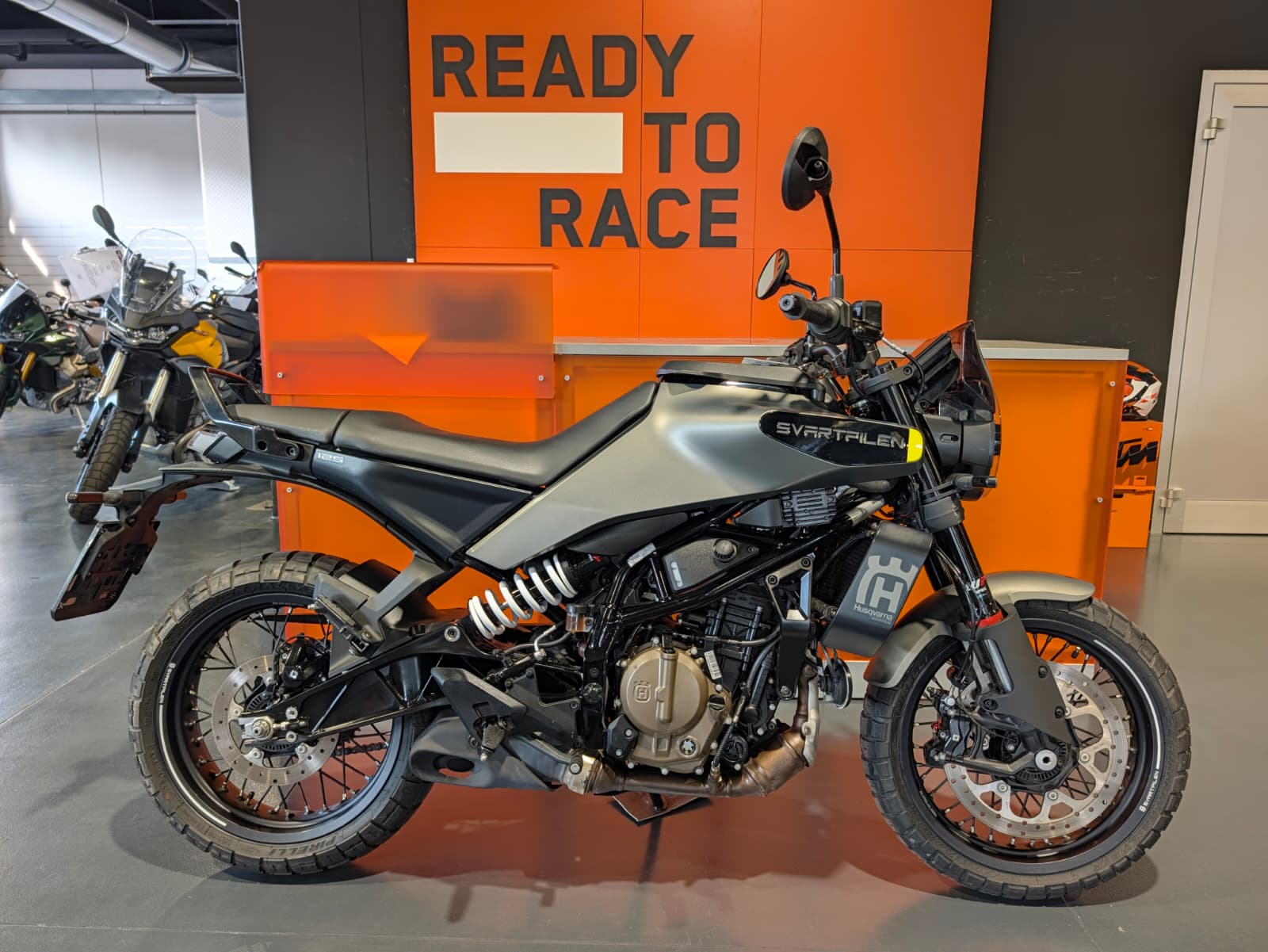 Husqvarna Svartpilen 125 (2024)