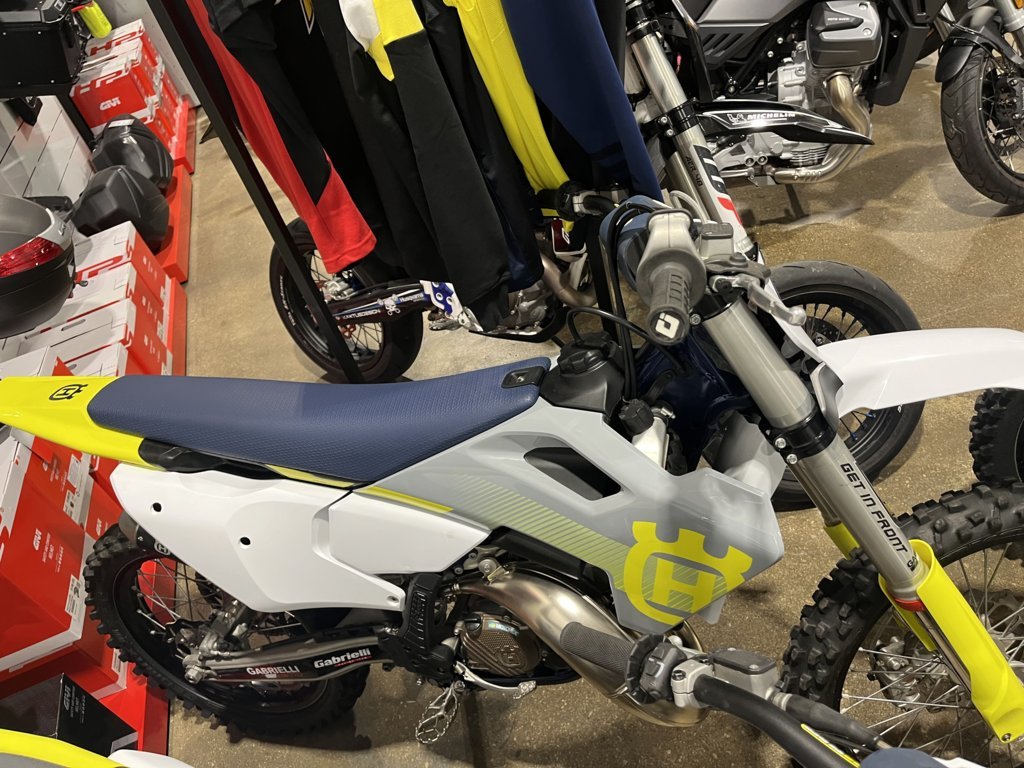 Husqvarna TC 125 (2024) - 4c1074c_img2537fileminimizer.jpg