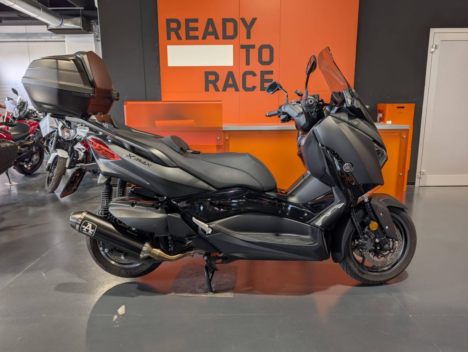 Yamaha X-Max 400