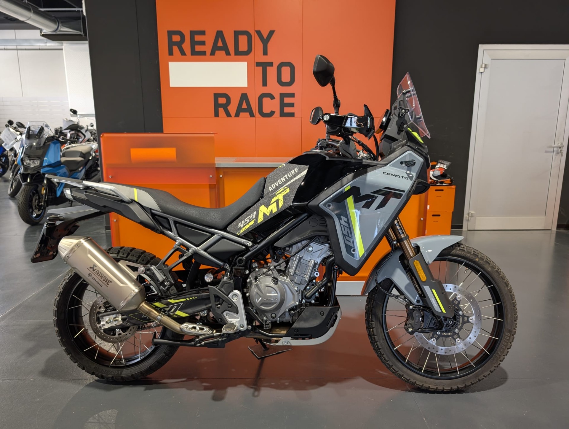 CFMOTO 450MT
