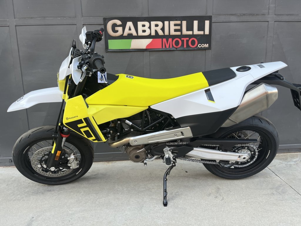 Husqvarna 701 Supermoto (2026)