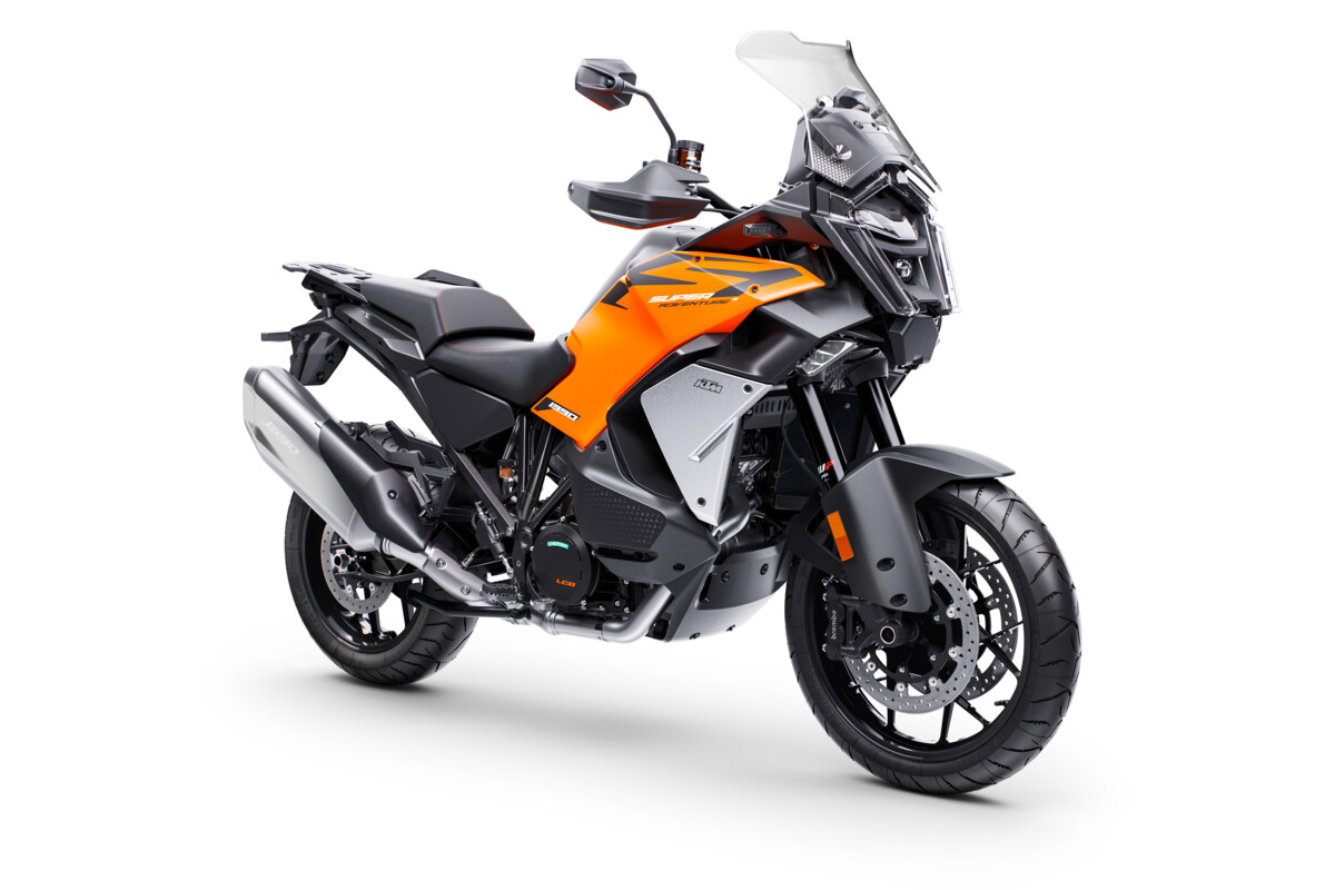 Ktm 1390 Super Adventure S EVO (2026) - 9f70bba_641773my25ktm1390superadventuresevoorangeeufrontrighteuropeglobal2026streetandadventuremodelsktm1390superadventurerange.jpg