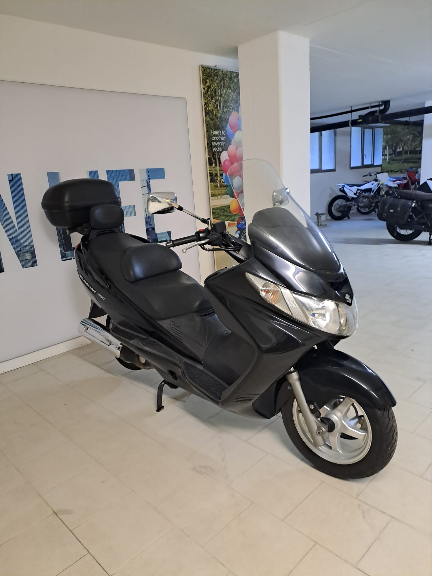 Suzuki Burgman AN 400