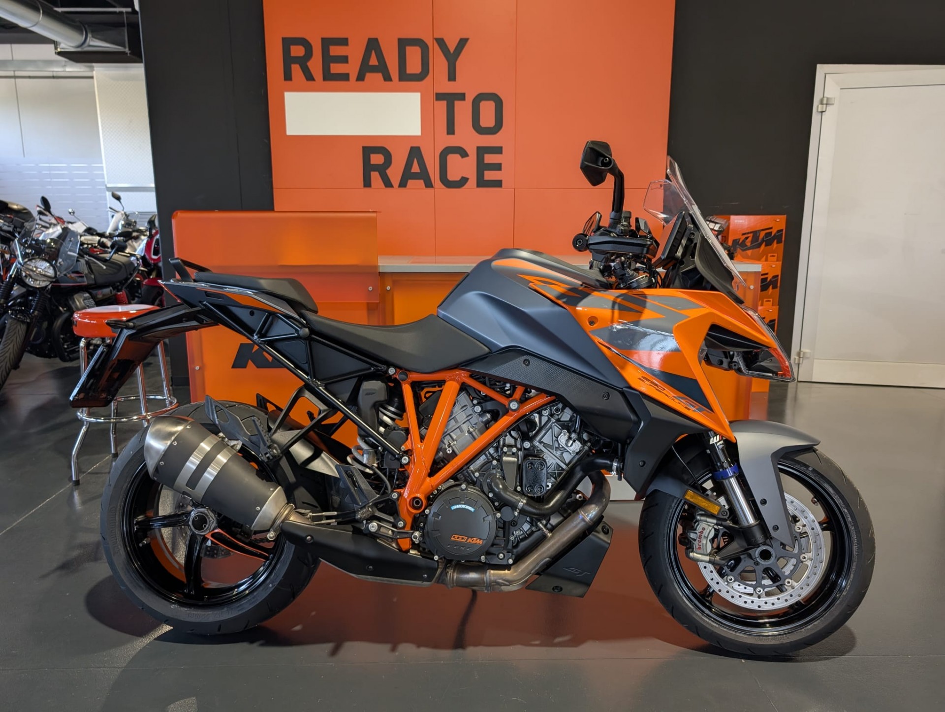 Ktm 1290 Super Duke GT (2022) - e16eca3_immaginewhatsapp20251111ore11.36.53eaded32a.jpg