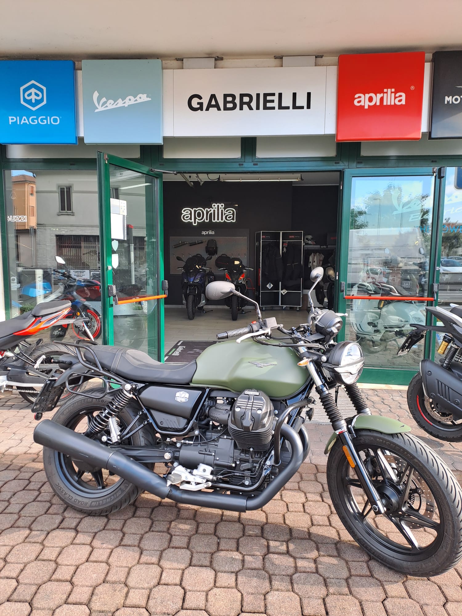 Moto Guzzi V7
