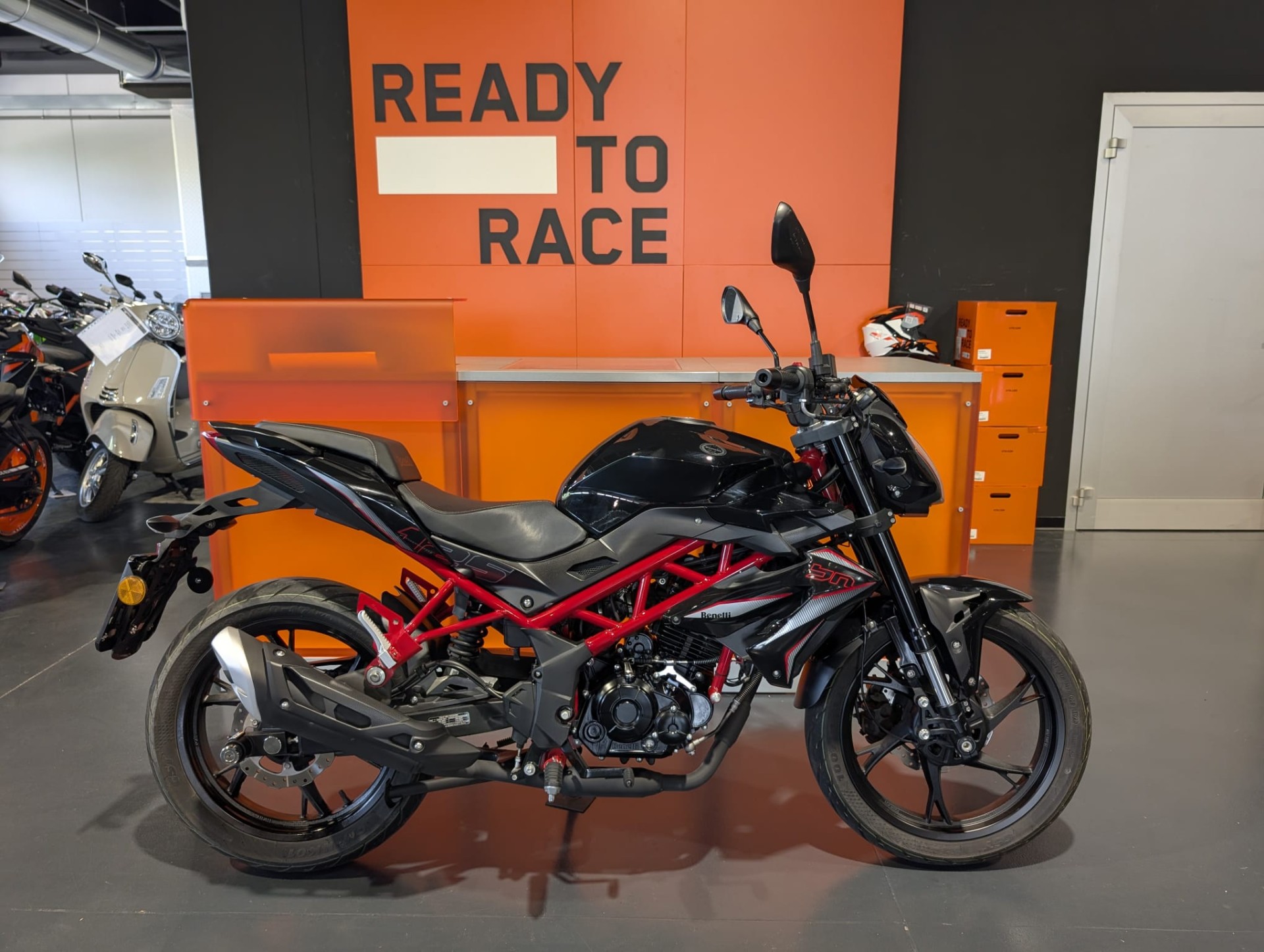 Benelli BN 125