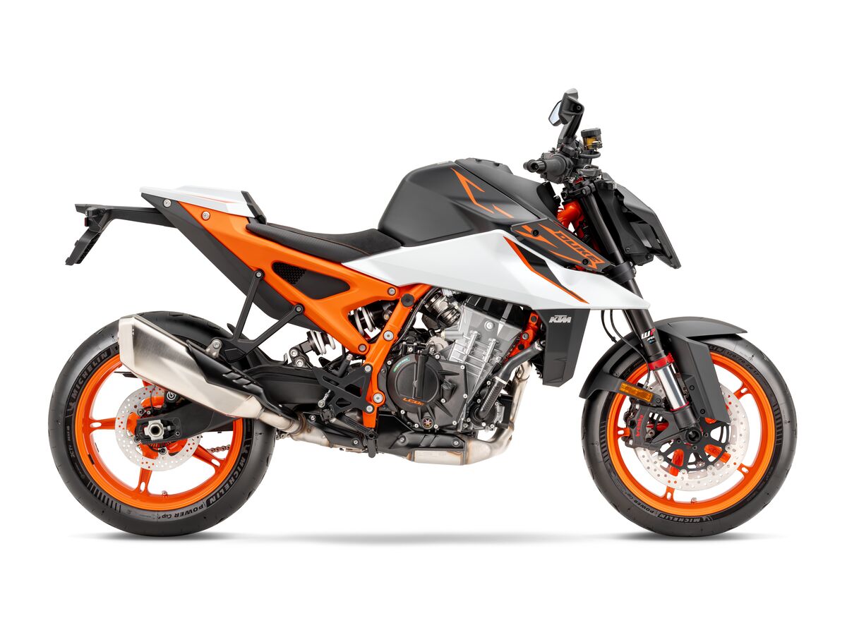 Ktm 990 Duke R (2026) - fabab10_650249my26ktm990dukerstudiostudioeuglobalstudio.jpg