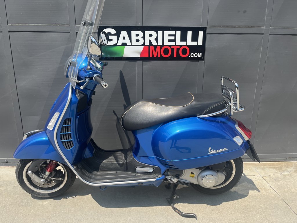 Vespa GTS 300