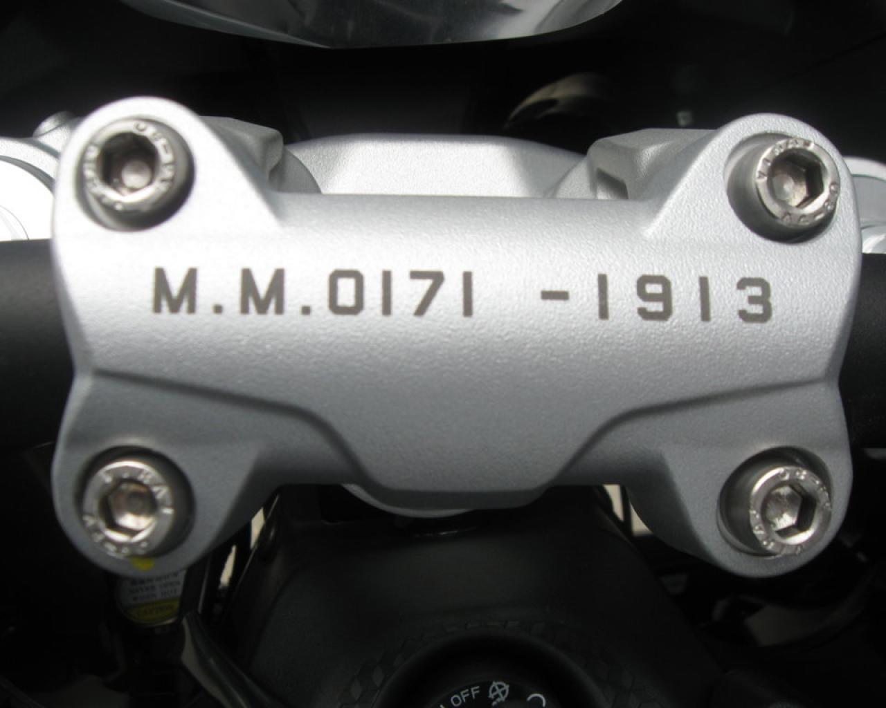 Moto Guzzi V100 Mandello Aviazione Navale (2023) - 800cdd0_img5899fileminimizer.jpg
