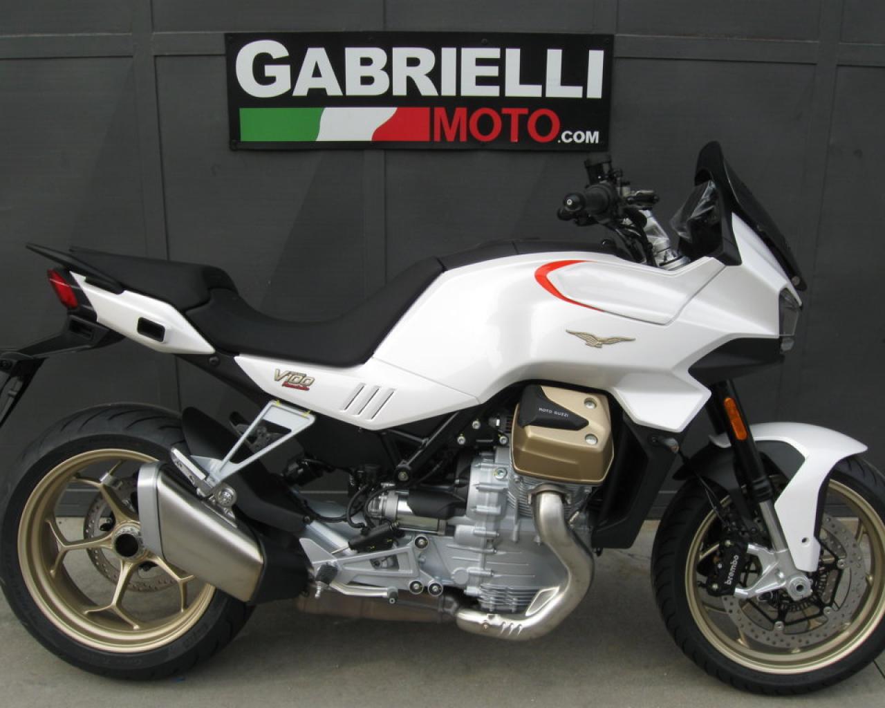 Moto Guzzi V 100 Mandello (2023) - f6dd28b_img5906fileminimizer.jpg